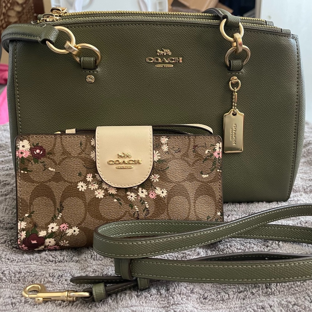Coach Purse and Wallet Set